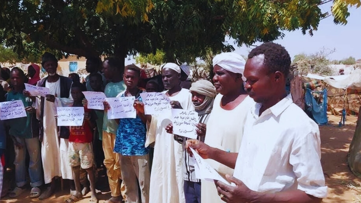 نازحو مخيم زمزم