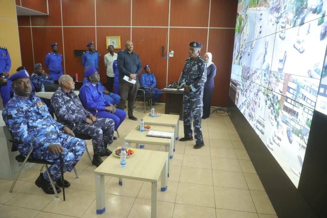 الشرطة تعلن إكمال خطة تأمين مداخل الخرطوم وتشغيل كاميرات مراقبة