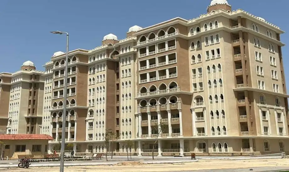 حلم امتلاك شقة أصبح حقيقة: مقدم 135 ألف وتقسيط 5 سنوات لشقق حكومية جديدة في 8 محافظات
