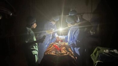 مستشفى الفاشر يقيم العمليات الجراحية في جنح الظلام ...الفاشر قلاع الأساطير، تداخل الواقع والخيال