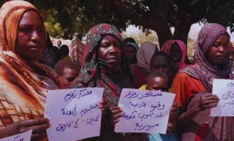 نازحو مخيم زمزم