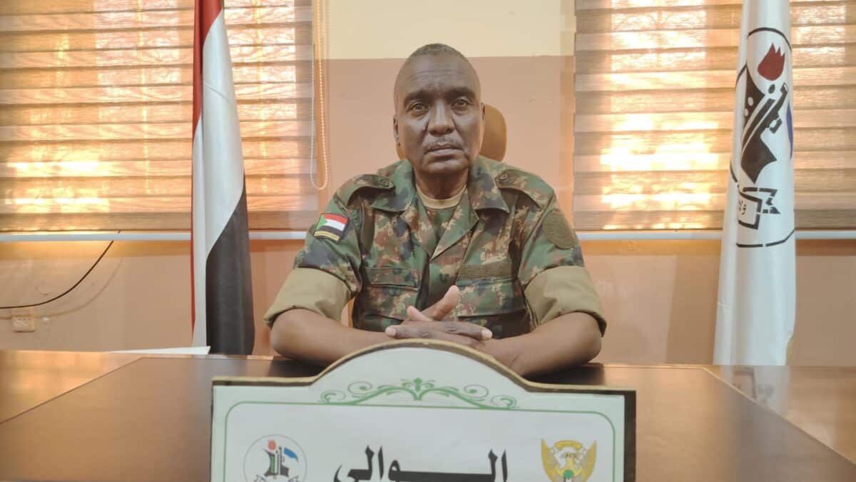 والي ولاية غرب كردفان، اللواء الركن (م) حقوقي محمد آدم جايد