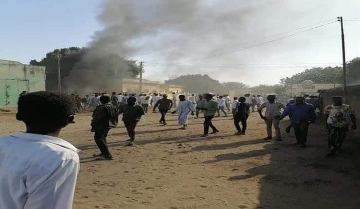 منطقة نقيعة بمحلية ياسين في ولاية شرق دارفور، اليوم، احتجاجات غاضبة وعنيفة ضد مليشيا الدعم السريع