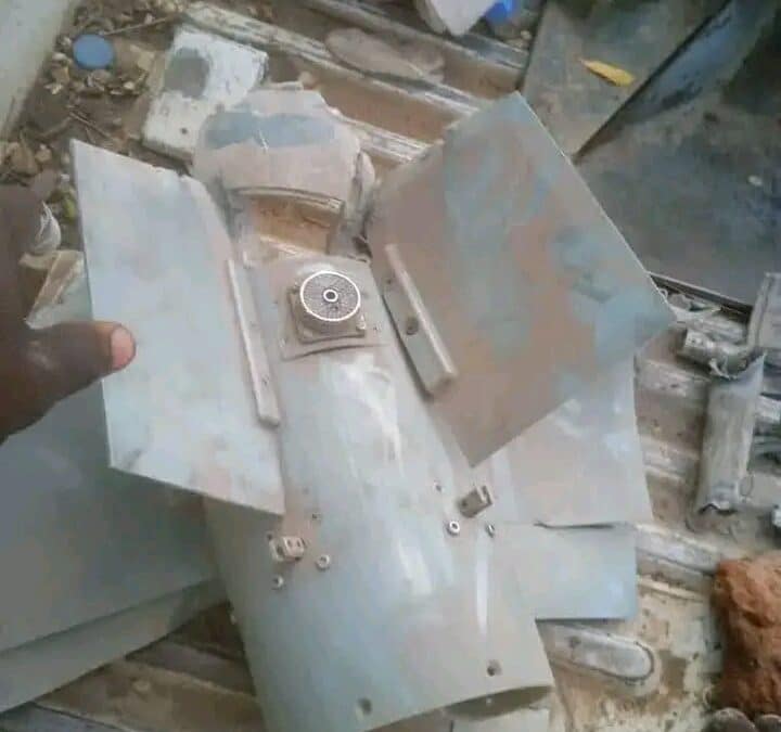 حطام مسيرة انتحارية اطلقتها الدعم السريع