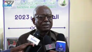 أعلن وزير البنية التحتية والنقل، سيف النصر التجاني هارون، رئيس لجنة تهيئة الطرق والجسور بولاية الخرطوم، عن وصول الفريق الفني المصري المختص بصيانة جسري الحلفايا وشمبات إلى مدينة بورتسودان  السبت
