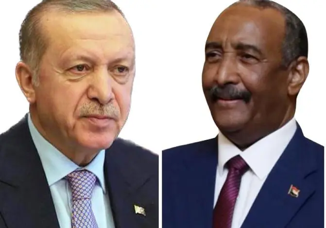 بعث الفريق أول الركن عبدالفتاح البرهان، رئيس مجلس السيادة الانتقالي والقائد العام للقوات المسلحة السودانية الأحد برقية تهنئة عاجلة إلى الرئيس التركي رجب طيب أردوغان بمناسبة "يوم النصر".