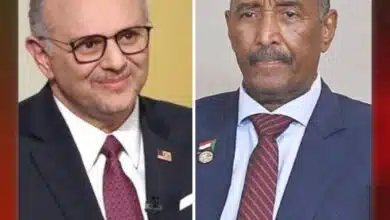 قالت دورية «أفريكا كونفيدنشيال» إن اللقاء السري الذي جمع قائد الجيش السوداني الفريق أول عبد الفتاح البرهان ومستشار الرئيس الأمريكي السابق دونالد ترامب، مسعد بولس، في مدينة زيورخ السويسرية بتاريخ 11 أغسطس
