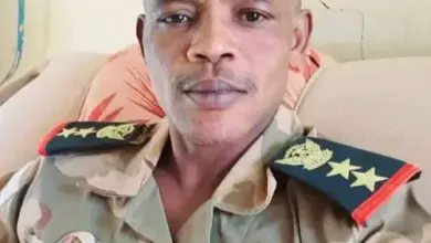 تصدر اسم الصحفي إبراهيم بقال مرة أخرى وسائل التواصل الاجتماعي في السودان بعد إعلان قائد فيلق البراء ،المصباح  طلحة أبو زيد، عبر تدوينة رسمية، أن الأستاذ بقال "قريباً في حضن الوطن"،