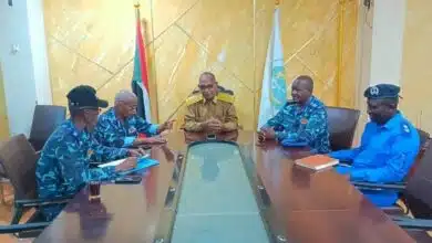 في خطوة تهدف لإعادة الحياة إلى شوارع العاصمة، شرعت محلية الخرطوم الأربعاء  بالتنسيق مع اللجنة الشرطية لحصر وجمع السيارات المدمرة والمهملة، في خطة واسعة النطاق تبدأ من قلب العاصمة.