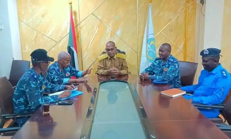 في خطوة تهدف لإعادة الحياة إلى شوارع العاصمة، شرعت محلية الخرطوم الأربعاء  بالتنسيق مع اللجنة الشرطية لحصر وجمع السيارات المدمرة والمهملة، في خطة واسعة النطاق تبدأ من قلب العاصمة.