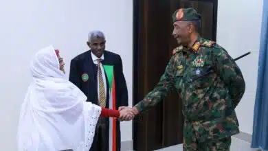 في مشهد لافت بالقاعة الكبرى لمجلس السيادة، أدت مولانا انتصار أحمد عبدالعال أحمد  الثلاثاء القسم نائبًا عامًا لجمهورية السودان أمام الفريق أول ركن عبدالفتاح البرهان، رئيس مجلس السيادة الانتقالي والقائد العام للقوات المسلحة