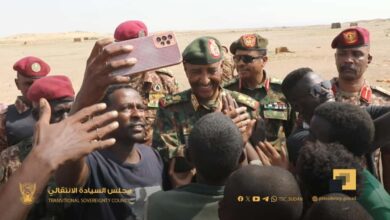 قام رئيس مجلس السيادة القائد العام للقوات المسلحة، الفريق أول ركن عبد الفتاح البرهان، الأربعاء بزيارة إلى محلية هيا بولاية البحر الأحمر، وقف خلالها على مجمل الأوضاع بالمحلية واحتياجات المواطنين.