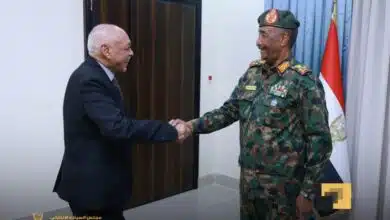 أدى د. وهبي محمد مختار الثلاثاء القسم رئيسًا للمحكمة الدستورية أمام رئيس مجلس السيادة الانتقالي القائد العام للقوات المسلحة الفريق أول ركن عبد الفتاح البرهان، وذلك بحضور ممثل رئيس القضاء، والأمين العام لمجلس السيادة الفريق ركن د. محمد الغالي علي يوسف.