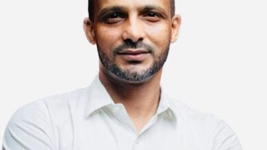 تصدرت تدوينة نارية للاعب الهلال السوداني الأسبق وكابتن المنتخب الوطني السابق هيثم مصطفى الشهير  بـ "البرنس "منصات التواصل الاجتماعي في السودان وأثارت جدلاً واسعاً بين مؤيد ومعارض.