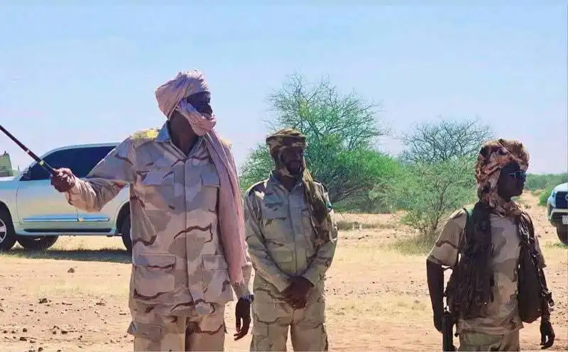 إنشقاق قائد جديد من الدعم السريع وعبدالرحيم دقلو يأمر بتجريده من السلاح